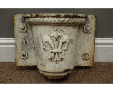 19th century white painted cast iron hopper head with fleur-de-lys decoration, W36cm Condition Report Click here for further 