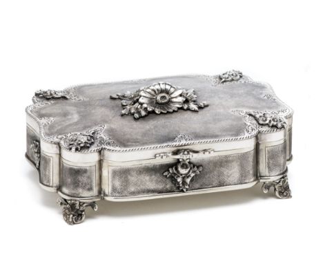 AN ITALIAN SILVER CASKET, MID 20TH CENTURY cushion shaped, the lid and sides centrally applied with cast flowerhead sprays on