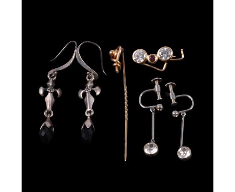 Gemset spectacle brooch, yellow metal stick pin, Dower &amp; Hall silver earrings, and other earrings, a gemset spectacle bro