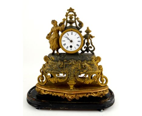 Gilt metal mantel clock 