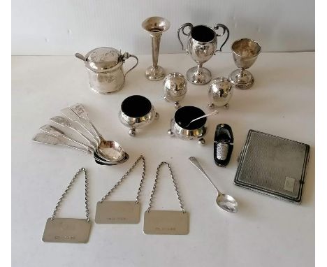 A set of five silver fiddle pattern Exeter silver teaspoons by Josiah Williams &amp; Co., 1876, initialled; an engine turned 