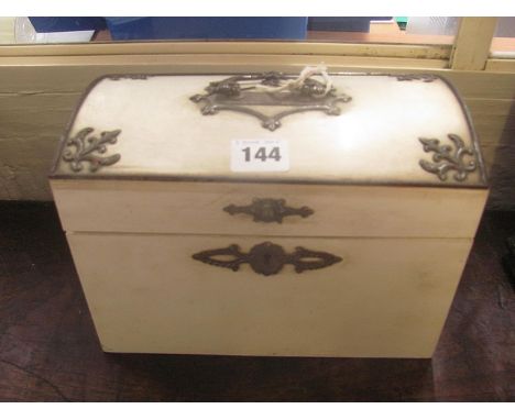 A 19th century Pewter mounted tea caddy