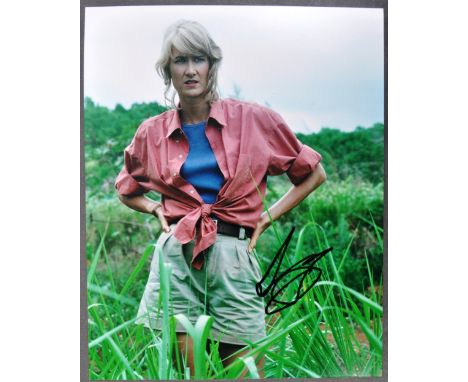 Laura Dern - American Actress - Jurassic Park - autographed 8x10" colour photograph from the movie. Signed in black ink to a 