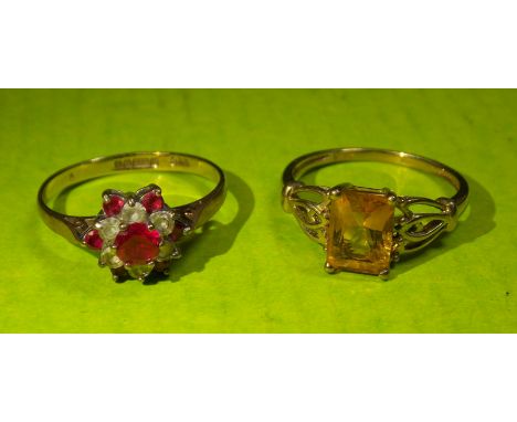 9K GOLD CITRINE DRESS RING SIZE N, 2g APPROX AND A 9CT GOLD RUBY AND CZ CLUSTER DRESS RING SIZE O/P, 1.9g APPROX