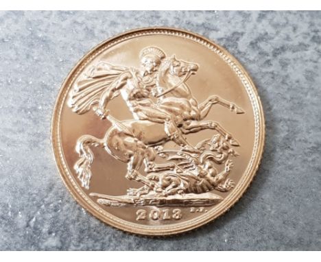 22ct gold 2013 full sovereign coin, Elizabeth II fourth portrait