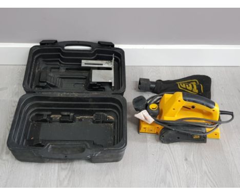 Jcb power sander in box