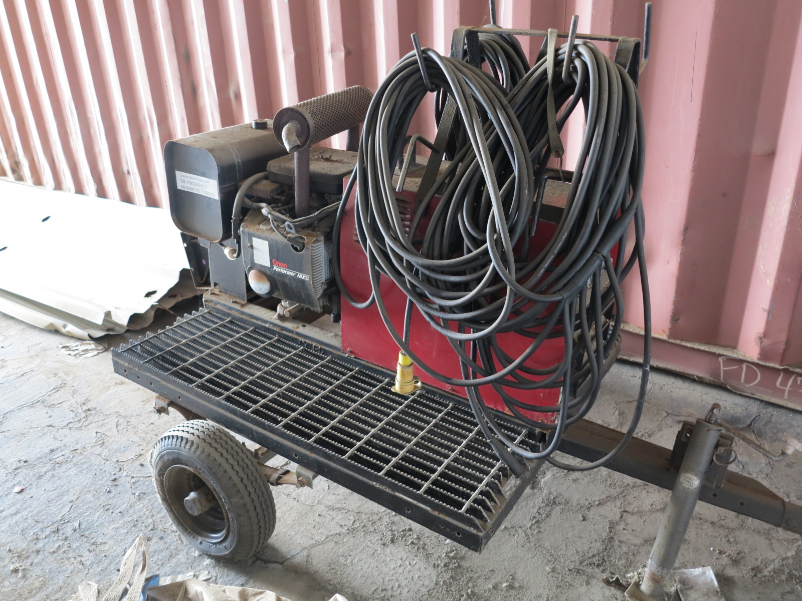 LINCOLN ELECTRIC WELDANPOWER 250 G9 PRO WELDER AND 115/230V GENERATOR