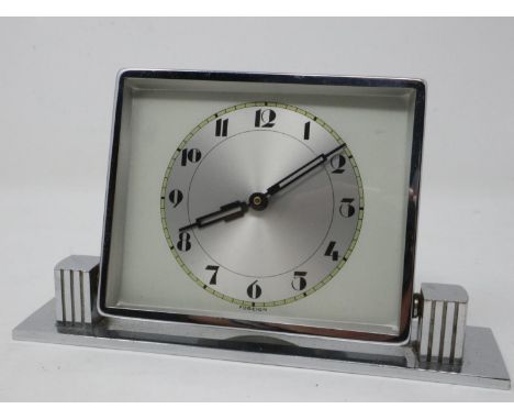 Art Deco chrome cased continental desk clock, working at lotting, H: 90 mm. UK P&amp;P Group 1 (£16+VAT for the first lot and