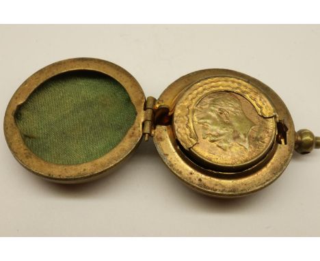 Brass Georgian sovereign case with sprung mechanism. UK P&amp;P Group 0 (£6+VAT for the first lot and £1+VAT for subsequent l
