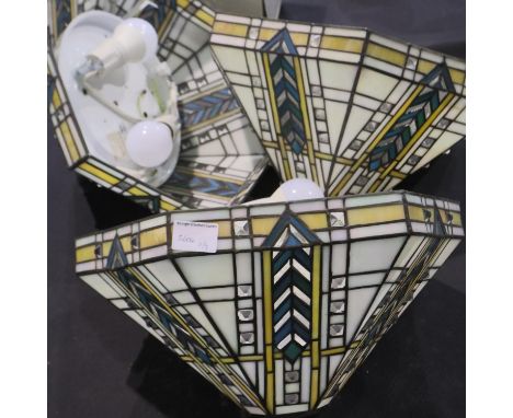 Three hexagonal Tiffany style ceiling light shades with two bulb fitting, 40 x 40 cm. Not available for in-house P&amp;P 