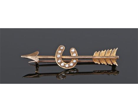 Pearl set brooch, with a horse shoe set with ten pearls and an arrow through the centre, 52mm long