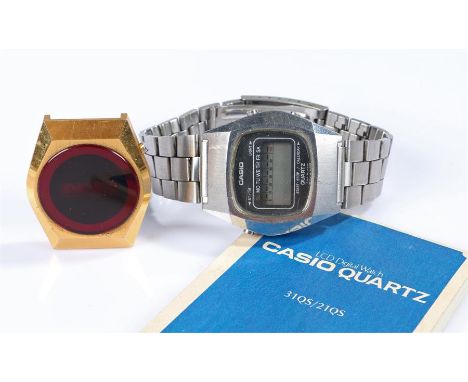 Casio quartz gentleman's wristwatch, central rectangular screen, quartz movement, with instruction manual, 35mm x  37mm, toge
