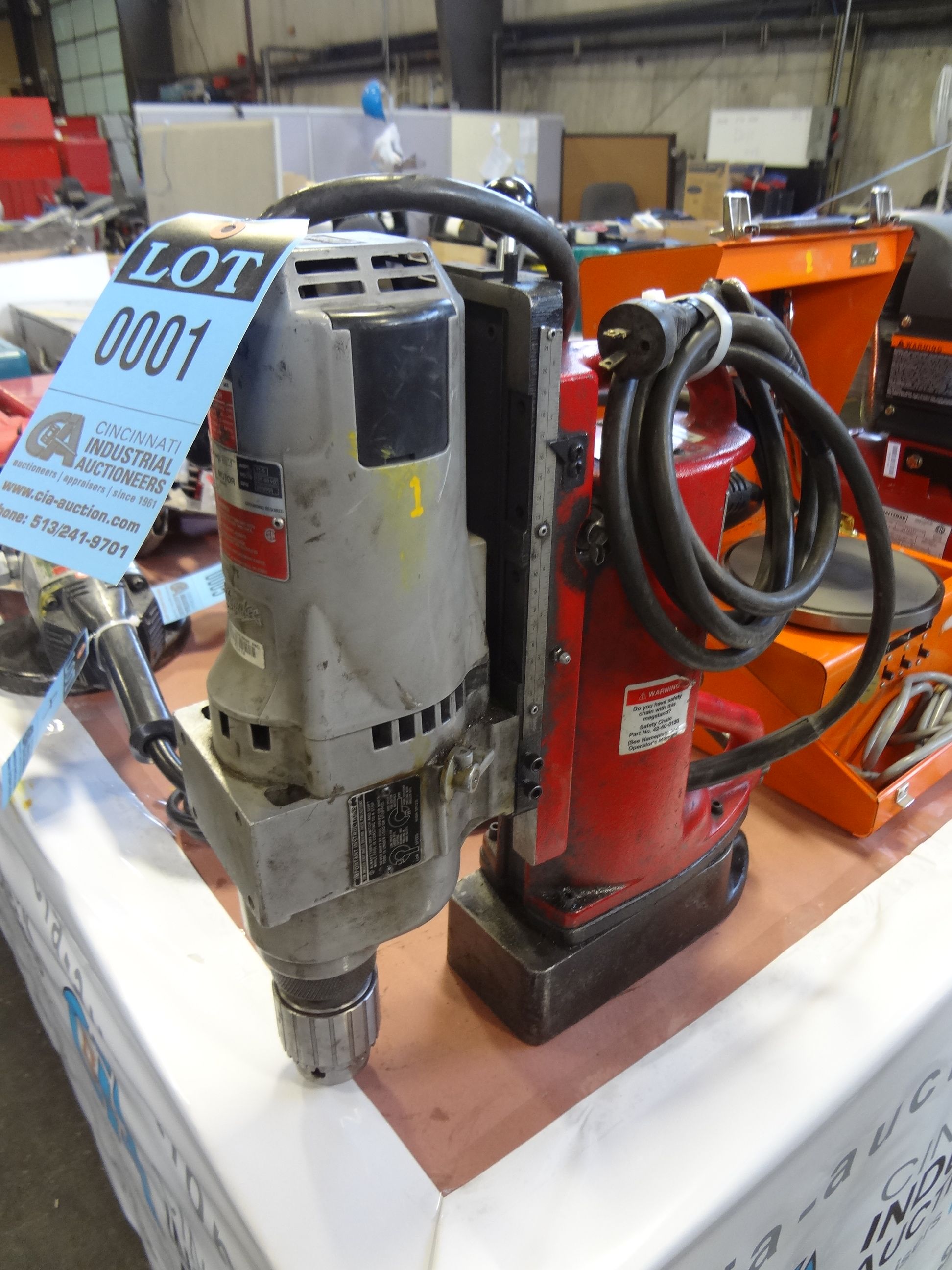 11/4" MILWAUKEE CAT NO. 42971 HEAVY DUTY BASE DRILL