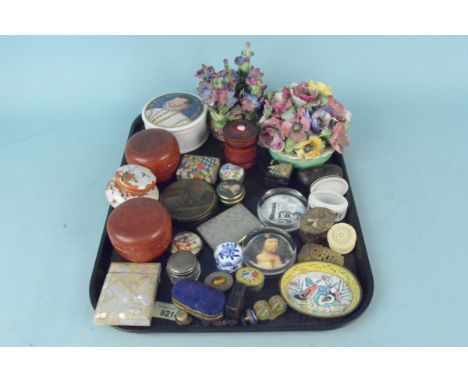 Mixed items of interest including snuff boxes, mother of pearl card case, silver name brooch (as found), enamel dish etc