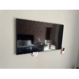 Samsung Wall mounted "The Frame" Art Mode QLED 4K HDR Smart TV; 43 Inch