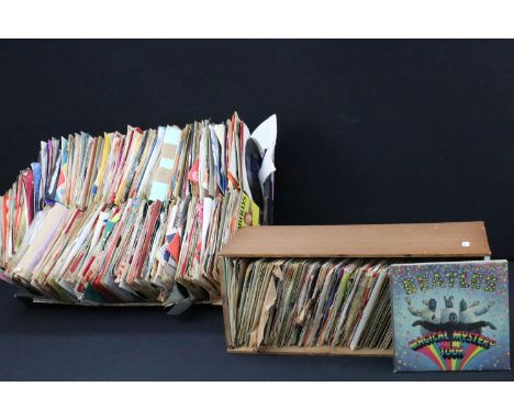 Vinyl - Approx 500 1950s / 1960s Beat / Mod / Rock N Roll / Pop 7" singles and EPs to include The Beatles (inc MMT mono first