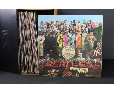 Vinyl - 24 LPs to include The Beatles x 10 (inc Sgt Pepper, Please Please Me, Abbey Road, Rubber Soul, Let It Be), Crosby Sti
