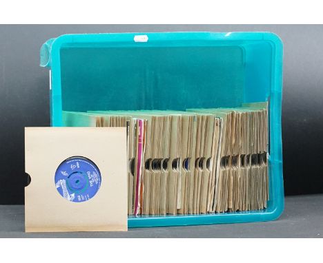 Vinyl - Over 100 Rock / Mod / Beat / Pop mainly 1950’s and 1960’s 7” singles to include: The Who, Cream, Jimi Hendrix, Billy 