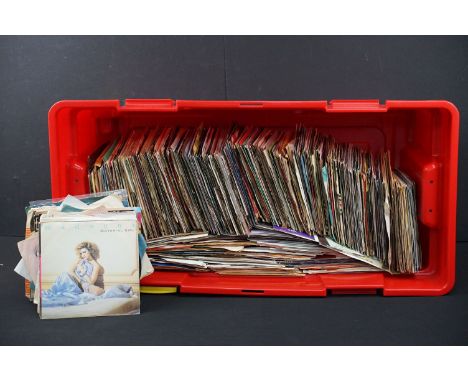 Vinyl - Apporx 400 Rock, Pop &amp; Soul 7" singles featuring promos to include Madonna, Bob Marley, Fleetwood Mac, Elvis Pres
