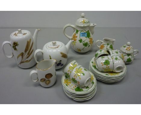 Villeroy & Boch 'Geranium' coffee service - six place settings and a Royal Worcester 'Wild Harvest' tea pot, coffee pot and m