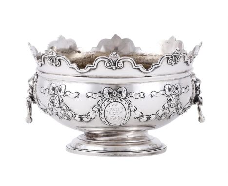 
	
		AN EDWARDIAN SILVER SHAPED CIRCULAR ROSE BOWL
		ELKINGTON &amp; CO. LTD., LONDON 1903
		With a scroll border, twin lion 