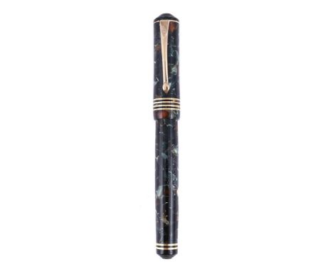 
	
		CONWAY STEWART, RALEIGH, NO 633/037 
		A CLASSIC GREEN FOUNTAIN PEN 
		Cap and Barrel: The green, black and brown marble