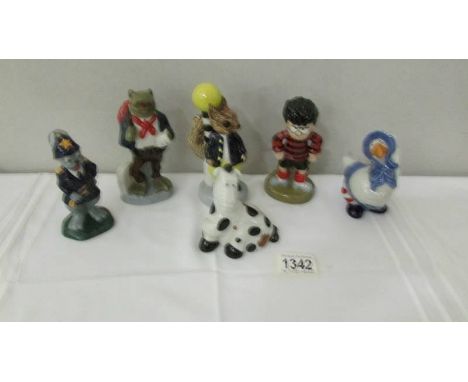 6 Wade figures including Dennis the Menace, Tufty, Pantomime horse etc.,