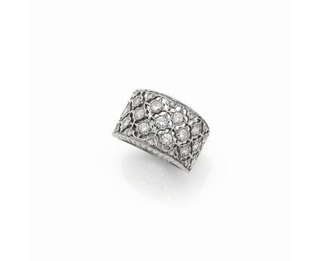 BAGUE DIAMANTSOrnée de diamants taille brillant, poinçon français d'import pour l'or 18K (750°/00), tour de doigt 53, poids b
