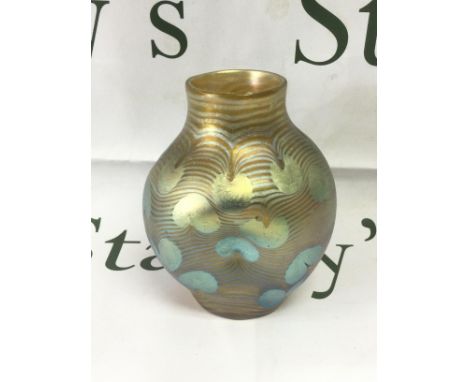 A Loetz glass vase, approx height 14.5cm. Shipping category D.