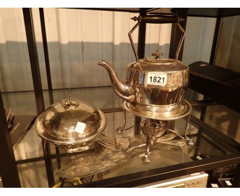 Plated spirit kettle with burner and marks for 1915 a serving dish with bain marie and an EPNS fish service fork and slice