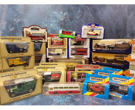 A Days Gone 'The Showmans Collection' Limited Edition DG 123001 AEC Mammoth Ballast Box with Drawbar Trailers &amp; Load Walt