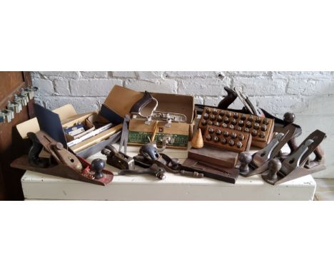 Tools - Stanley, Record and other woodworking planes, letter punches, etc qty 