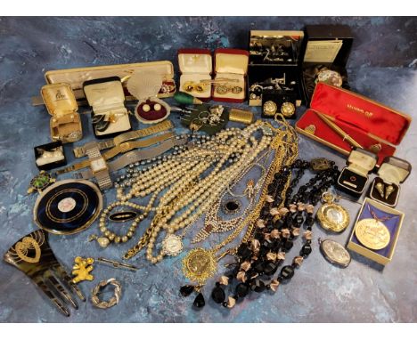 Bijouterie - vintage costume jewellery including stone set rings, necklaces &amp; pendants, earrings, faux pearls etc.; lady'