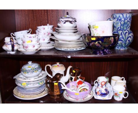 A Wedgwood "Charnwood" pattern part tea service, six Royal Albert "Lavender Rose" pattern two-handle soups and stands, and ot