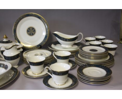 A LARGE COLLECTION OF ROYAL DOULTON 'CARLYLE' PATTERN TEA AND DINNERWARE, comprising 8 cups, 8 saucers, 1 milk jug, 1 sugar b