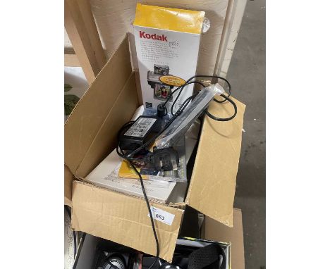 Kodak Easy Share printer dock 6000 and associated books