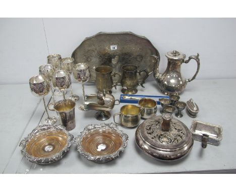 Assorted Plated Ware, including Arts &amp; Crafts style lidded pot pourri, decorative pair of plated on copper bottle coaster