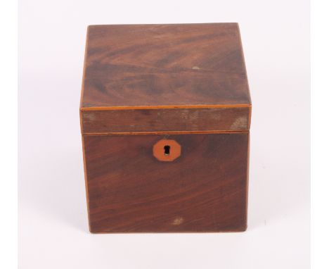 A George III mahogany tea caddy, 5" wide