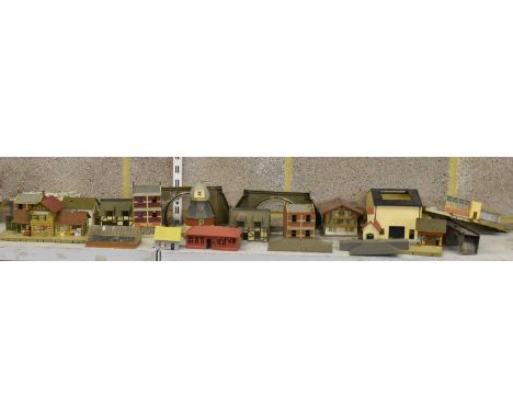 MARKLIN; a German HO gauge railway set, comprising Swedish Coach, Marklin Wagon, Restaurant Car, Marklin Electrical Express L