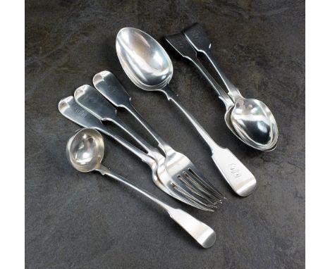 Three matched silver fiddle pattern table forks, Edinburgh & London, together with two silver dessert spoons, a silver tables
