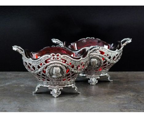 A pair of continental silver bon bon dishes, Samuel Boyce Landeck, import mark for Sheffield 1894, each of pierced oval form 