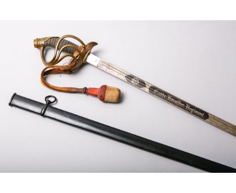 Kürassier-Pallasch (Preußen), gerade doppelt gekehlte Klinge m. beidseitigerKlingenätzung, Garde Kürassier Regiment u. Gardes