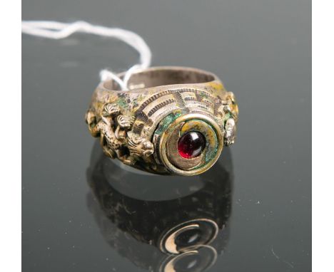 Herrenring 835 Silber, besetzt m. 1 roten Schmuckstein u. Salamander-Dekor, Ring lässtsich öffnen, innen grav.: "Ich atme tie