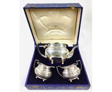 TEA SERVICE, George V sterling silver, three piece by William Hutton &amp; Sons Sheffield 1927, comprising teapot, milk jug a