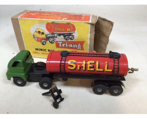 A Triang Minic no 3 push-n-go Articulated Shell Tanker, large scale. Has box but is in used condition W:34cm x D:11cm x H:12c