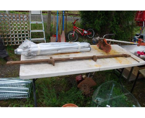 A large sash clamp.