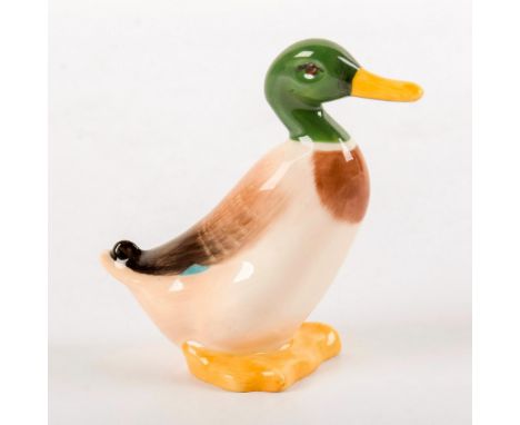 Small; model no. 395. Green, white and brown coloration; glazed. Doulton backstamp.#duck Issued: 1941-1968Dimensions: 2.5"HMa