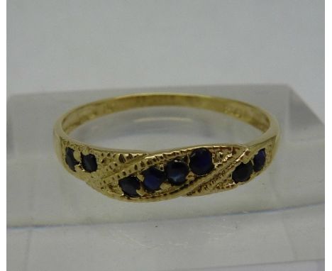 A 9ct gold and sapphire ring, weight 1.0g, size N