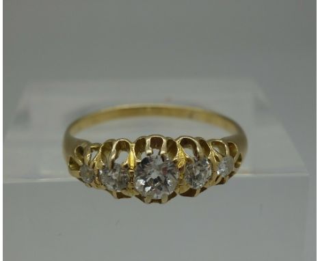 A Victorian 18ct gold five stone diamond ring, approximately 0.5ct diamond weight, weight 2.7g, size N