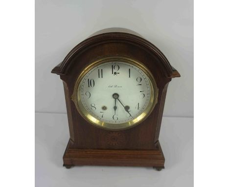 Seth Thomas U.S.A, Stained Wood Bracket Clock, circa late 19th / early 20th century, Having a Twin Train movement, 35cm high,